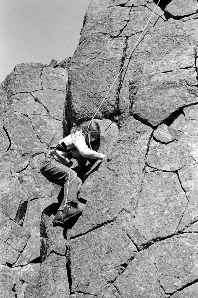 Becky Field climbing at Horsethief Buttes