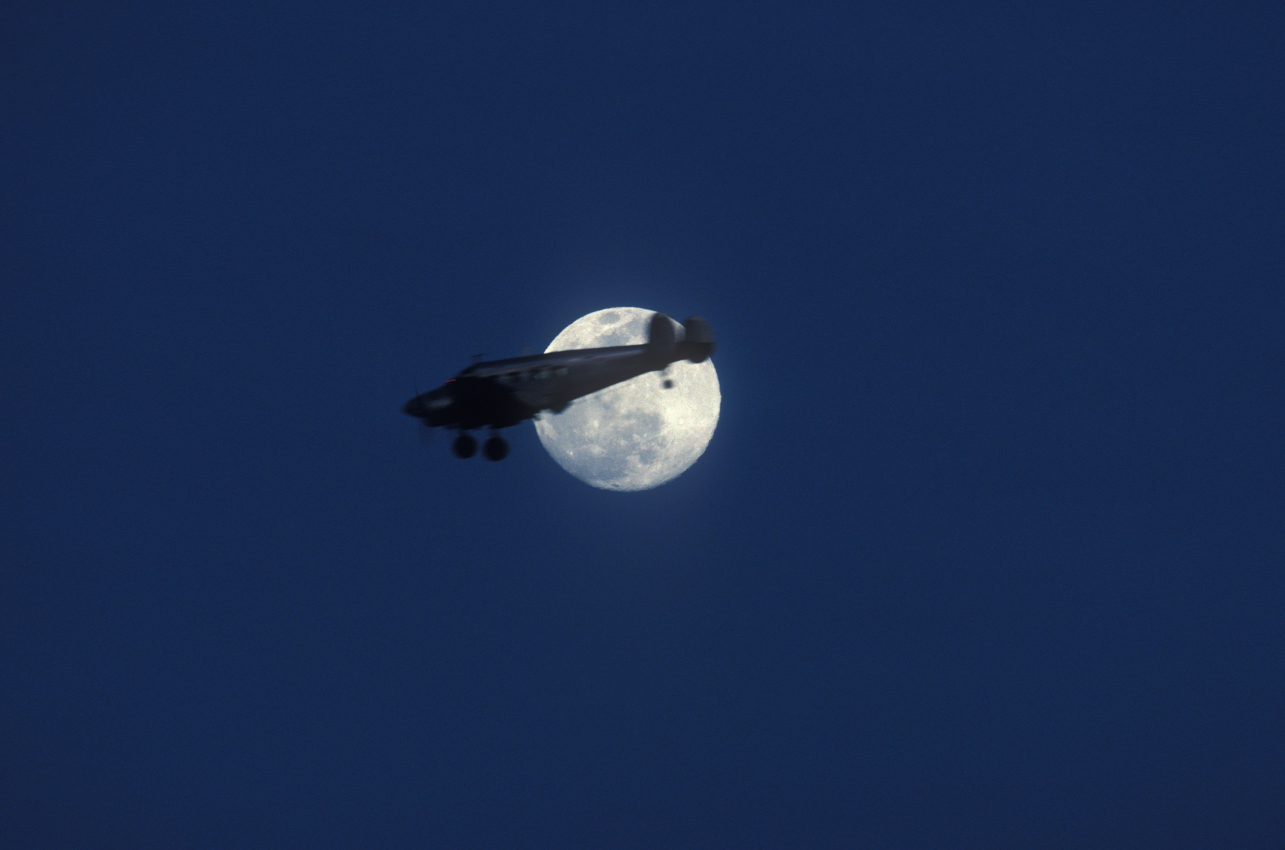 Beechcraft and Moon